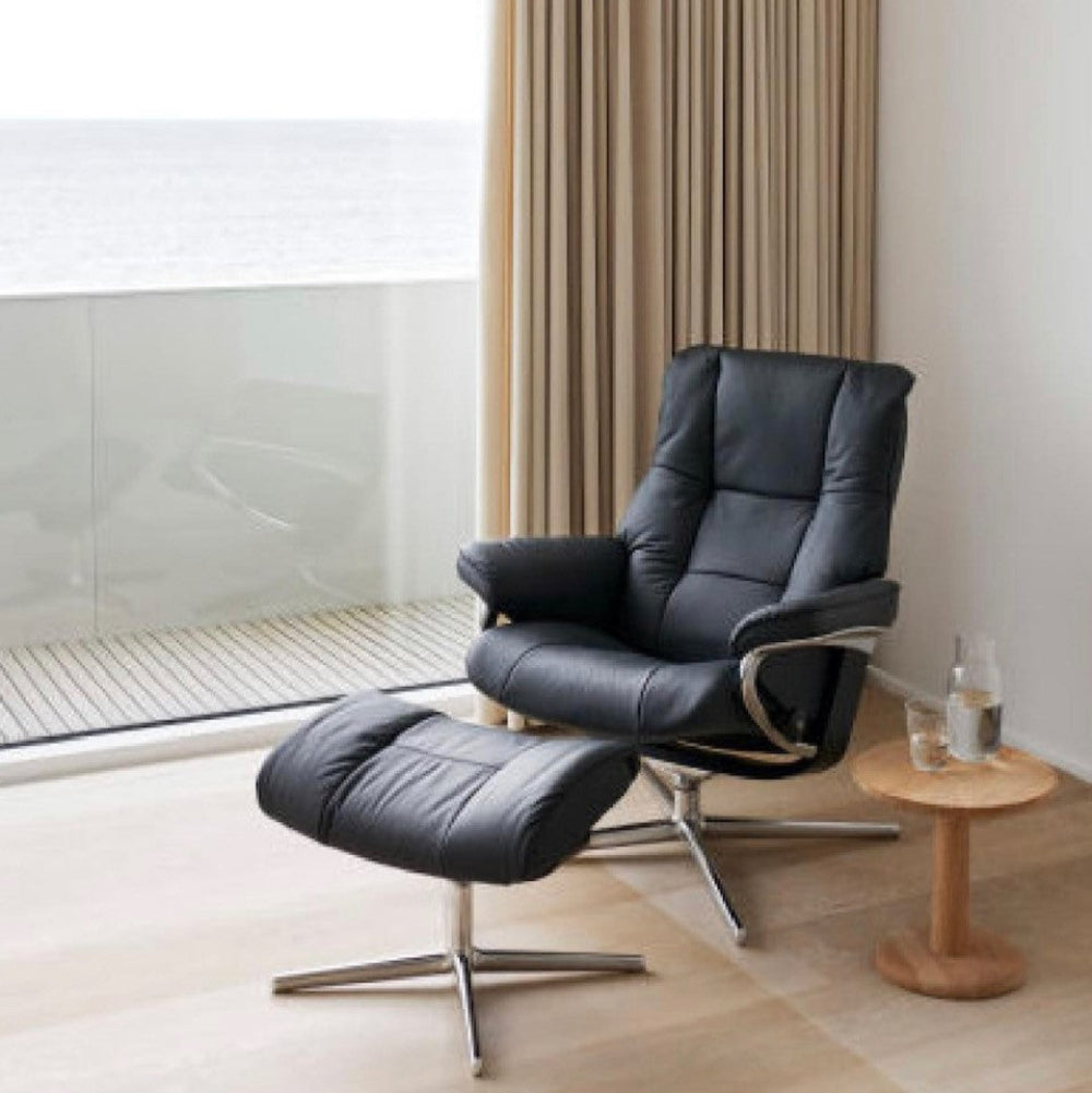 Sillón modelo MAYFAIR Cross Plus™ System BalanceAdapt™ de Stressless en piel Paloma