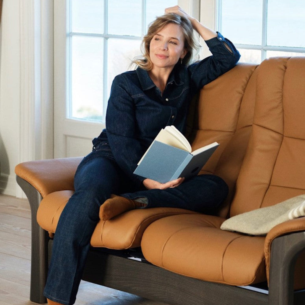 Sofá 2 plazas modelo WINDSOR Stressless® Plus System™ piel Paloma