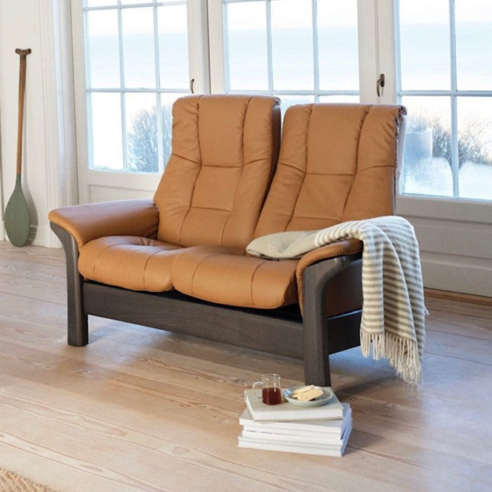 Sofá 2 plazas modelo WINDSOR Stressless® Plus System™ piel Paloma