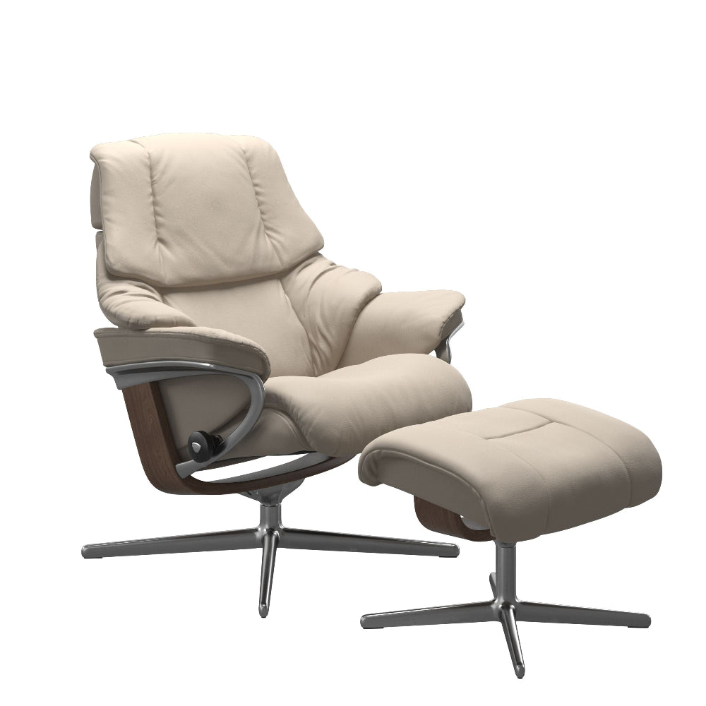 Sillón modelo RENO Cross Plus™ System BalanceAdapt™ de Stressless en piel Paloma