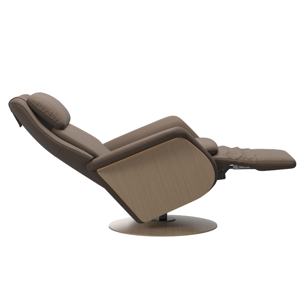 Sillón modelo SAM WOOD Pie Disc Plus™ System Power™ con calefacción piel Batick