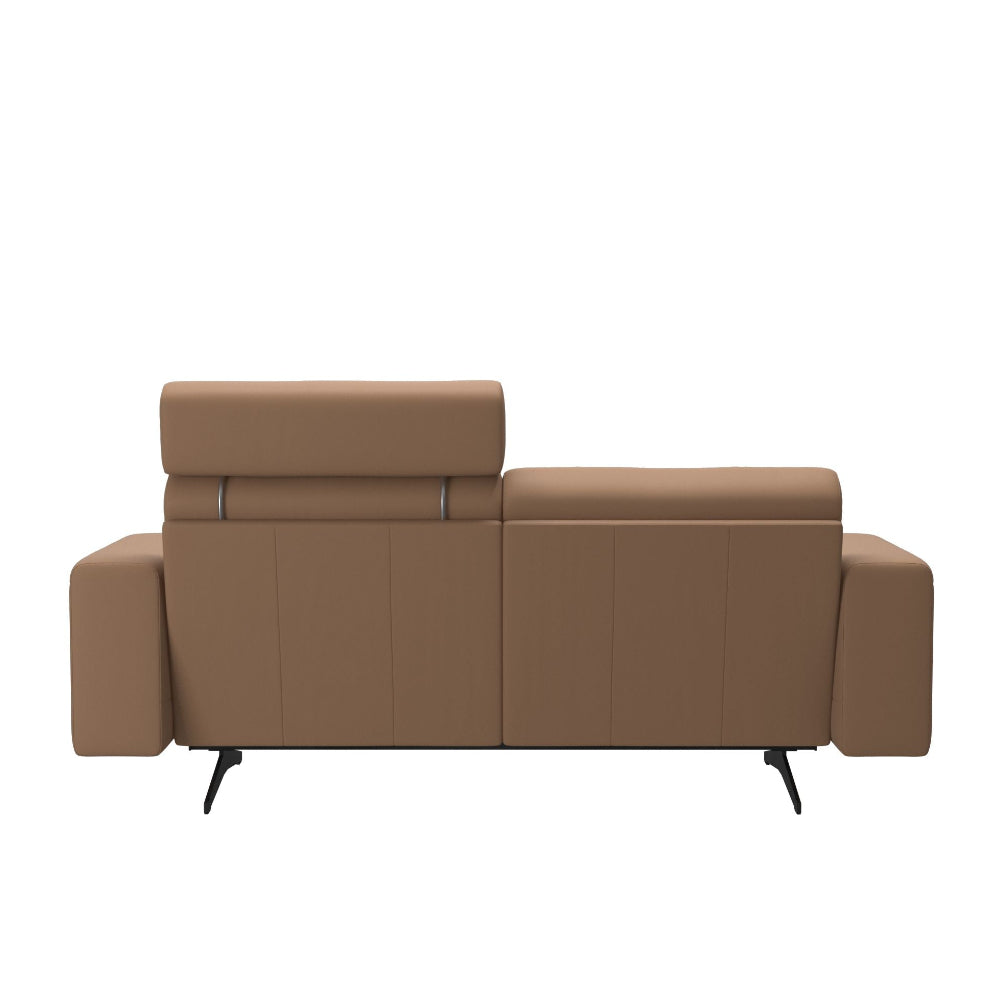 Sofa de piel de Stressless Disponible en nuestras tiendas de diseño Sidivani en Madrid y en nuestra web