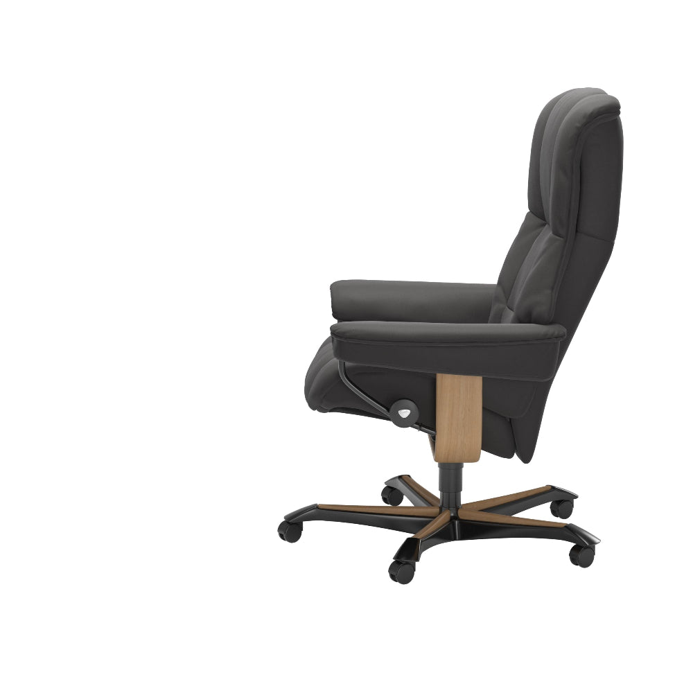 Sillón giratorio Stressless® modelo MAYFAIR Home Office con reposacabeza ajustable
