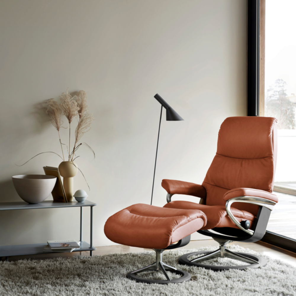 Sillón modelo VIEW Signature Chrome Plus™ System BalanceAdapt™ en piel Batick