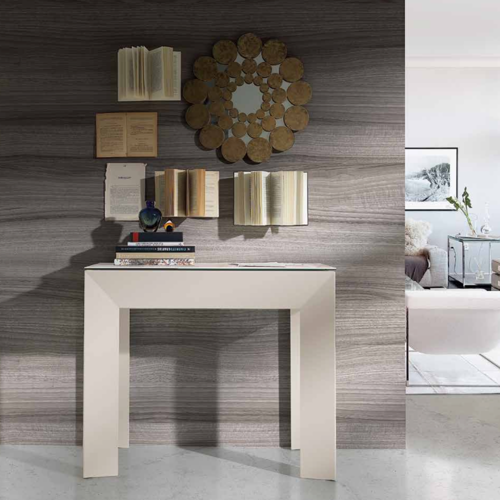 consola convertible en mesa de comedor en un recibidor acogedor y moderno