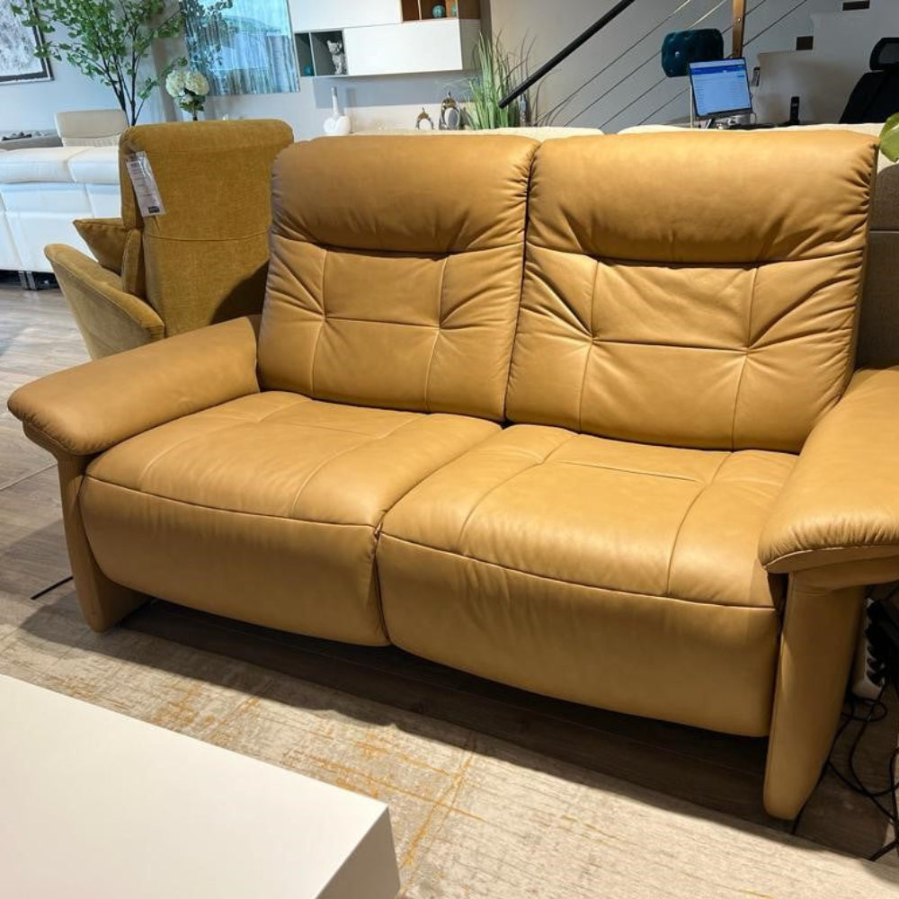 ven a ver el modelo sofa mary de stressless en la tienda de sidivani castellana