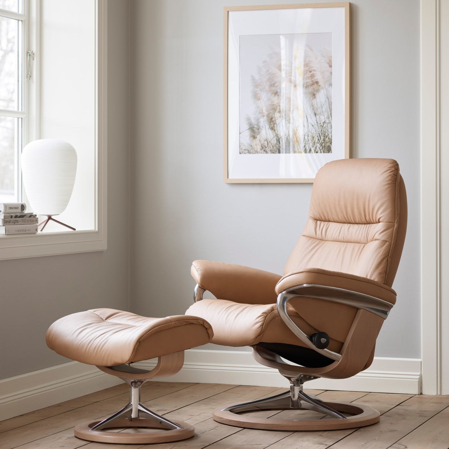 Sillón modelo SUNRISE Signature Plus™ System BalanceAdapt™ en piel Paloma