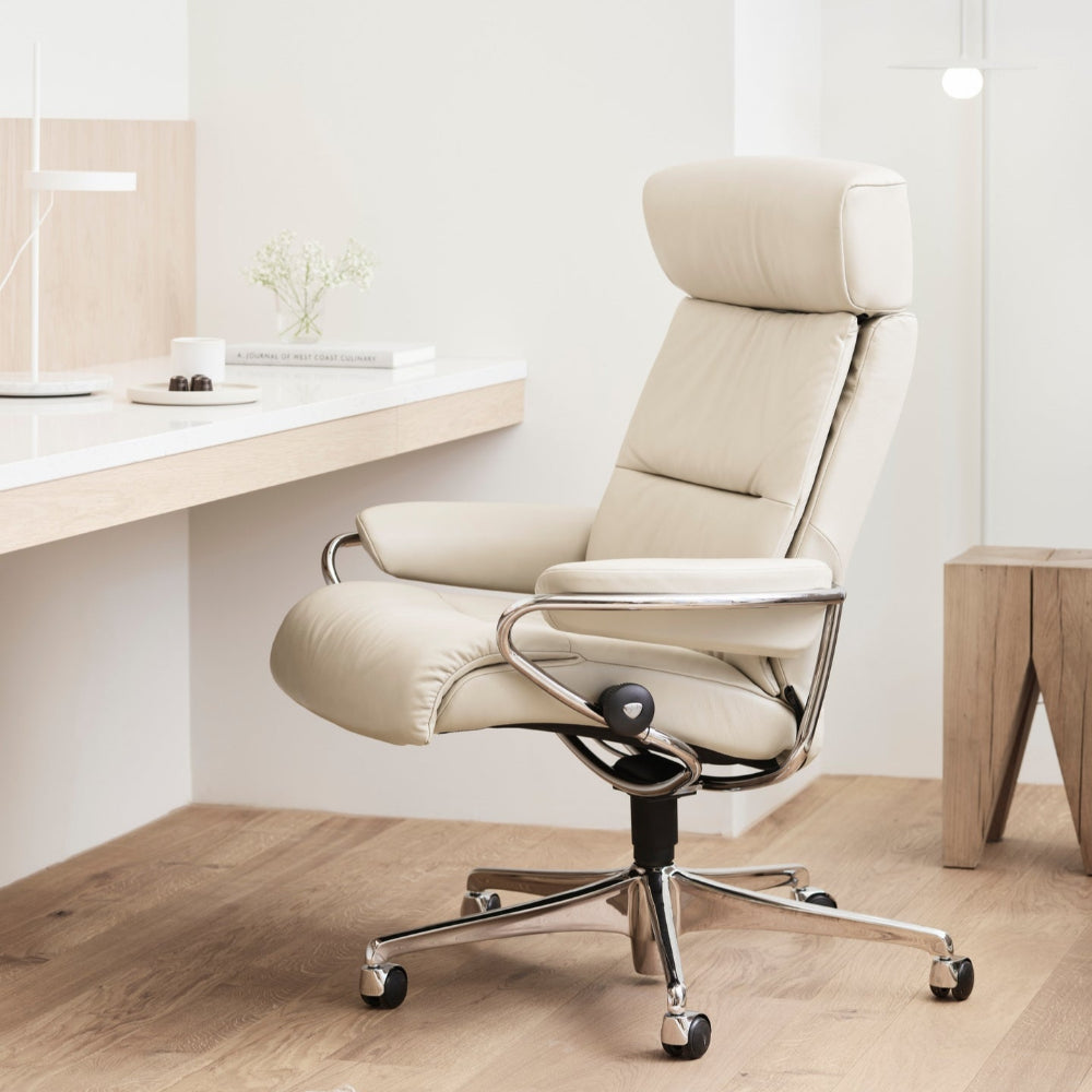 Sillón giratorio Stressless® modelo TOKYO Home Office con reposacabezas ajustable