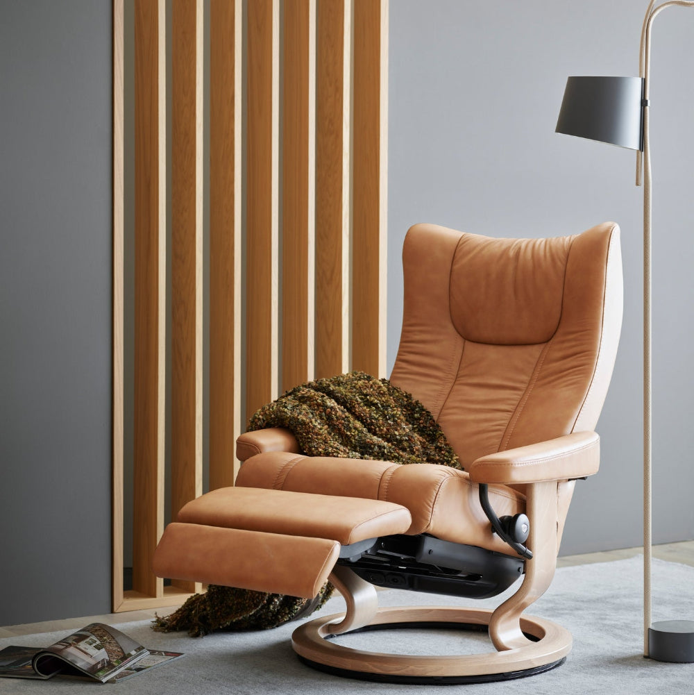 Sillón modelo WING Classic Power™ Plus™ System Power™ de Stressless piel Batick