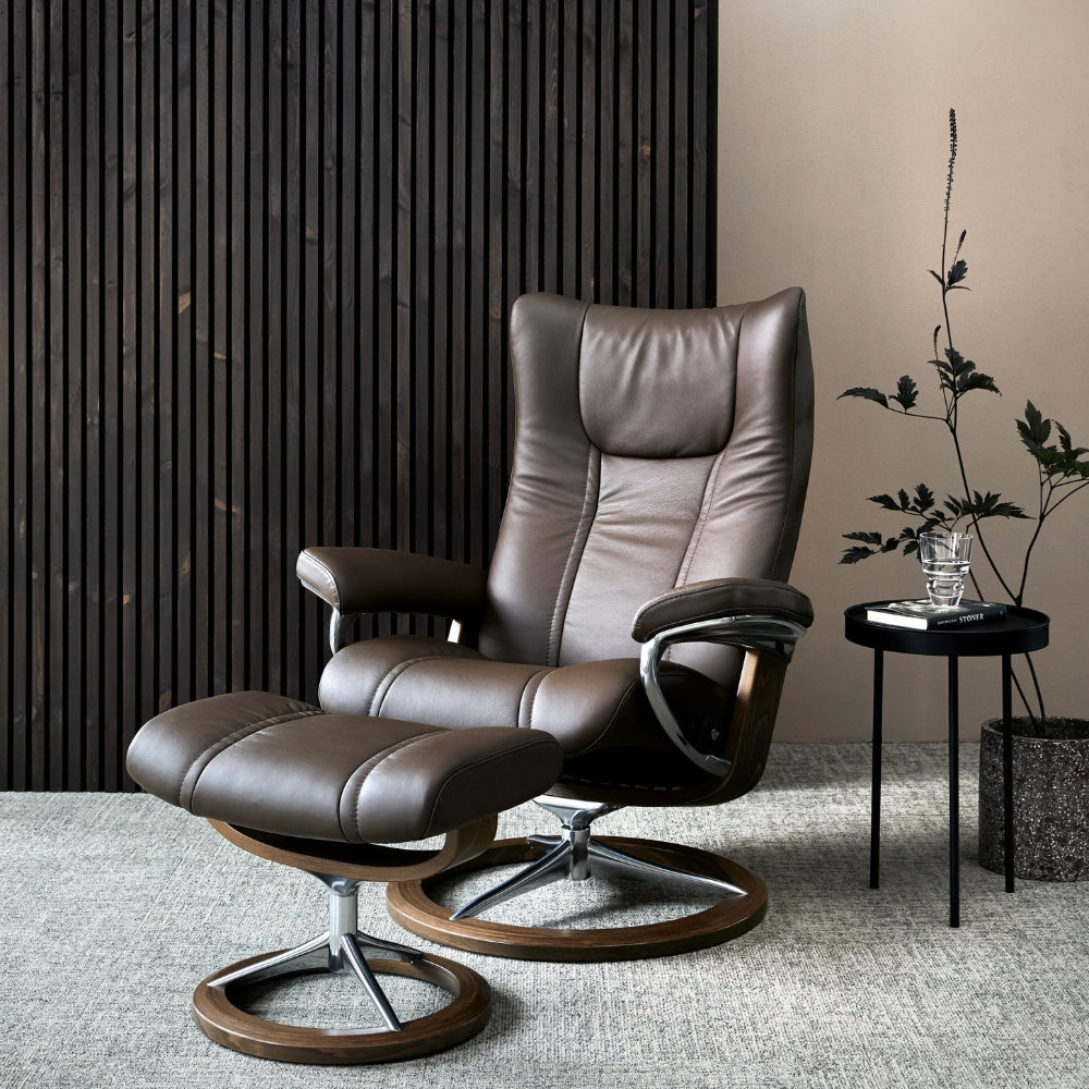 Sillón modelo WING Signature Plus™ System BalanceAdapt™ en piel Batick