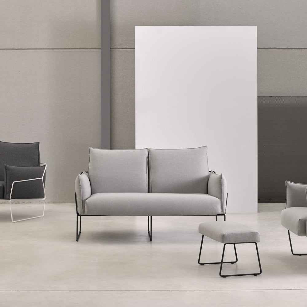 Sofá 2 Plazas modelo RIDDIM con Estructura Cromada en Hierro