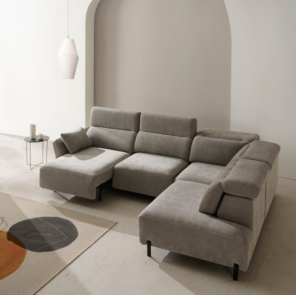 Rinconera de diseño con asientos deslizantes pata alta a suelo modelo ELOISA