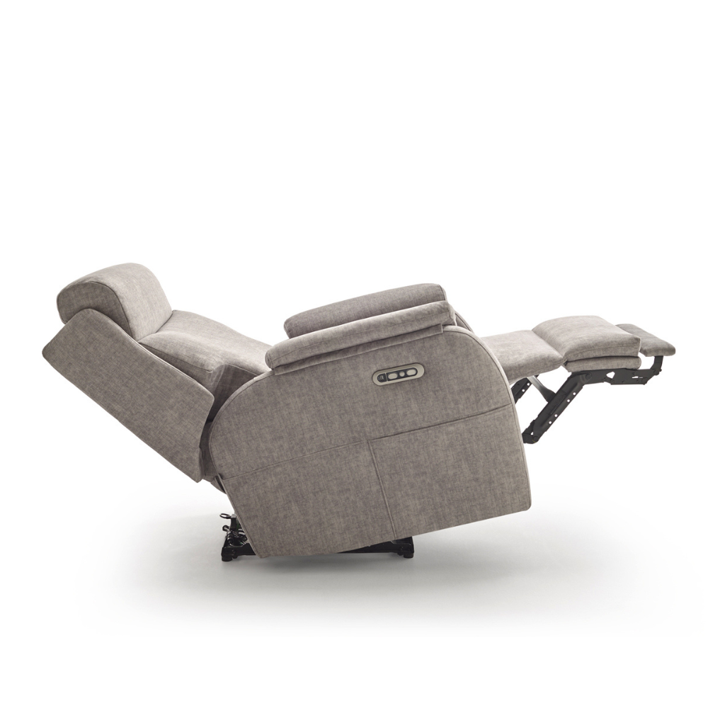 Butaca relax con cabezal eléctrico ajustable modelo MADRID tapizado Aquaclean