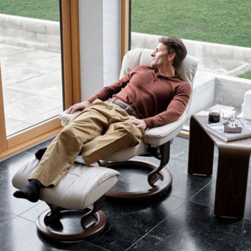 Sillon modelo MAYFAIR Classic Plus™ System de STRESSLESS en piel Paloma