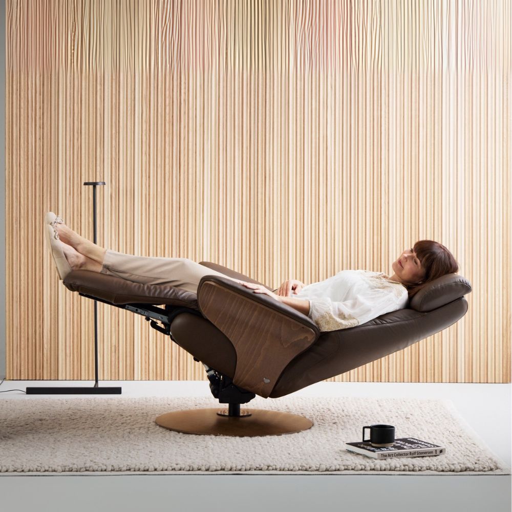 Sillón Stressless modelo ADAM Plus™ System Power™ Pie Disc