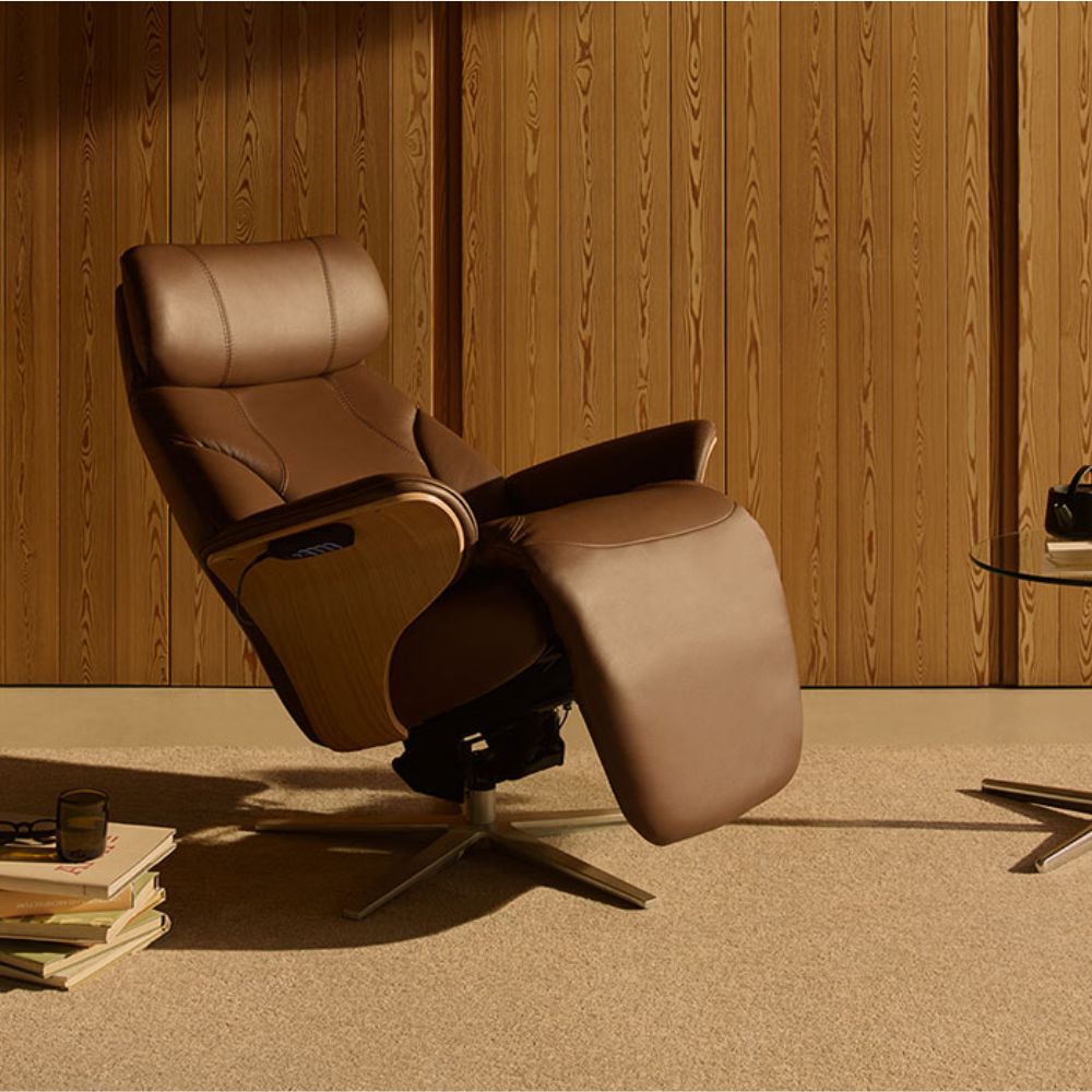 Sillón Stressless modelo ADAM Plus™ System Power™ Pie Sirius