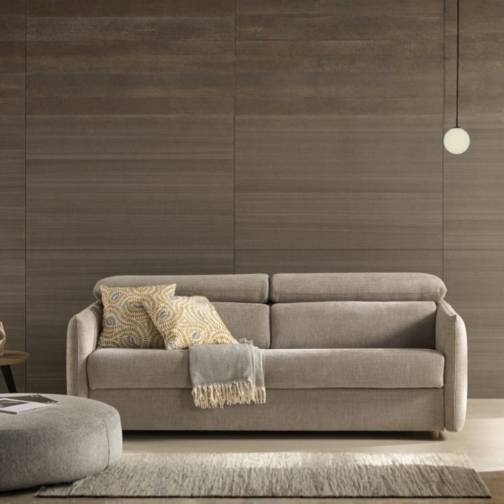 Sofá cama modelo TÍVOLI con sistema de apertura Italiano y cabezal abatible