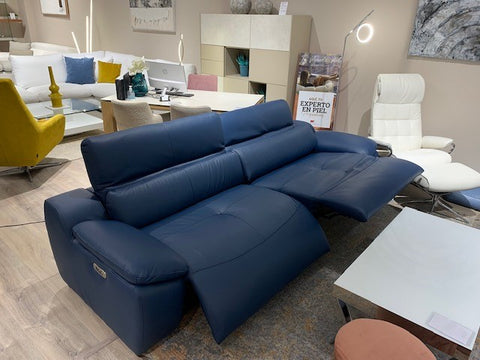 Sofá de diseño con asientos relax modelo BOSSANOVA en piel Azul cobalto