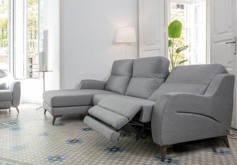 Chaiselongue  modelo MISSURI con relax motorizado tapizado AQUACLEAN