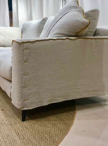 Sofa de diseño completamente desenfundable modelo FORMENTOR