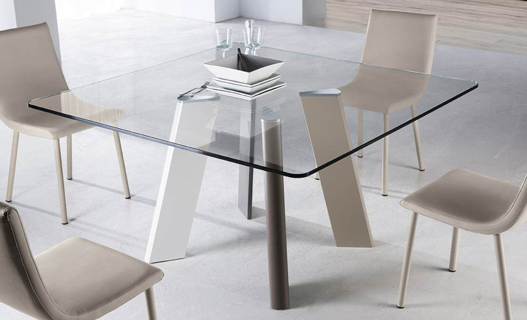 Mesa Comedor Fija cuadrada con pata lacadas multicolor