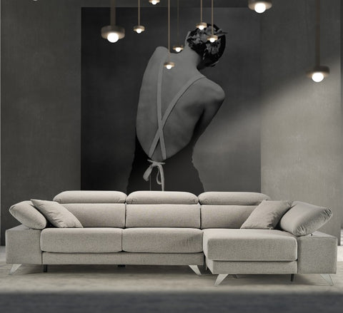 Sofa modelo NICE con chaiselongue en tela antimanchas