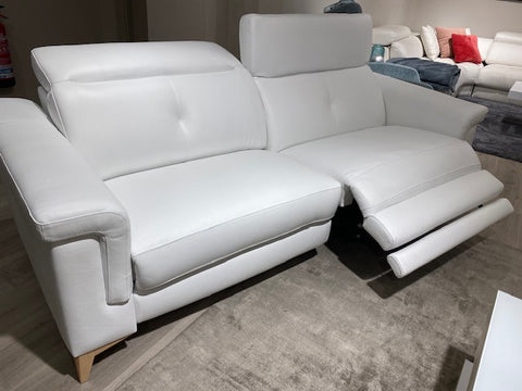 Sofa de piel relax con pata alta modelo VICTORIA